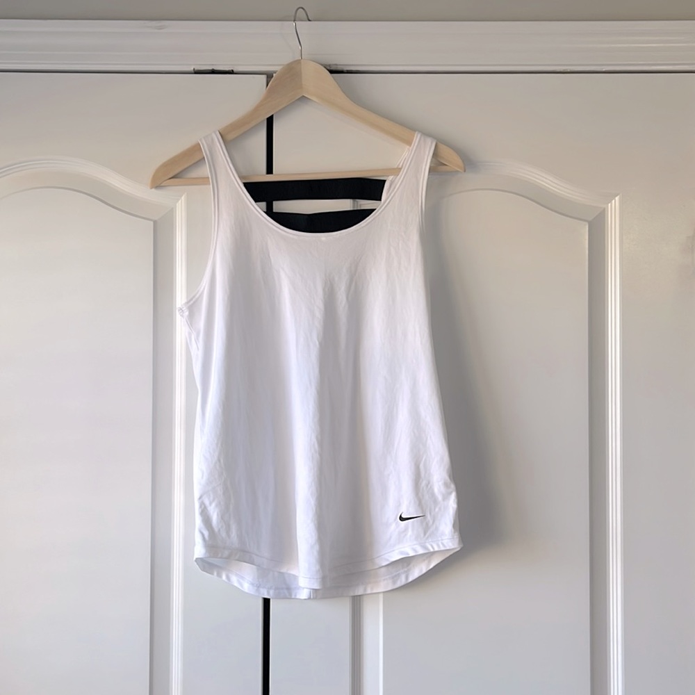 Nike dri-fit workout tank top - size medium